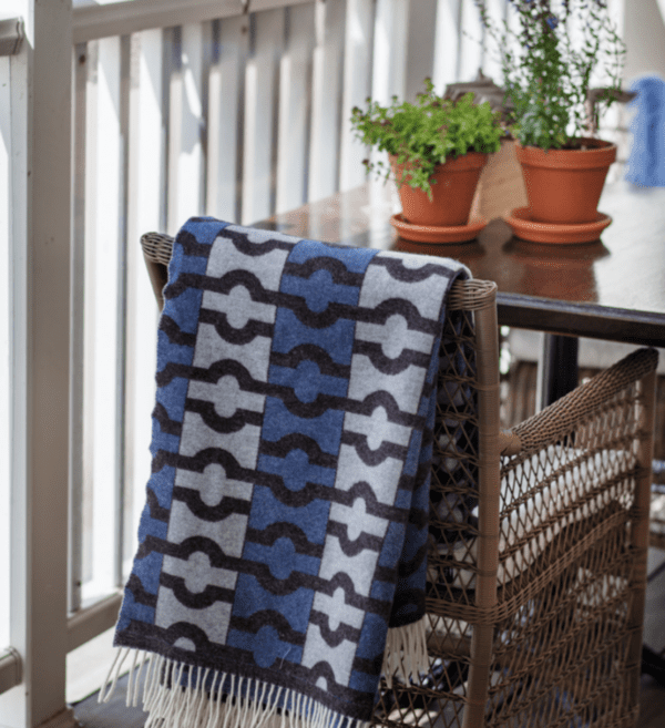 STACKELBERGS - PLAID EN LAINE BLEU – Image 2